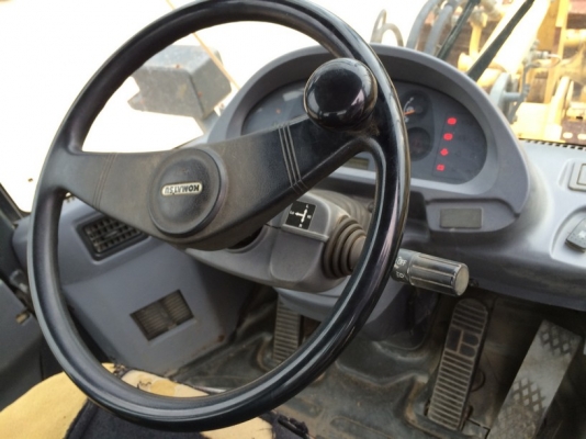 Komatsu WA100-5 ปี 2006 สภาพสวยมาก นำเข้าจากญี่ปุ่น ราคาไม่แพงครับ