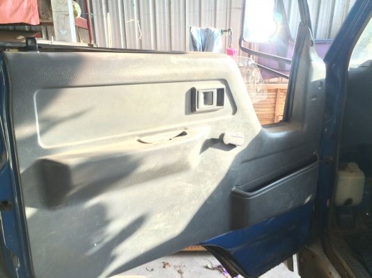 TOYOTA ไดน่า115 พร้อมใช้ กระบะ4.30