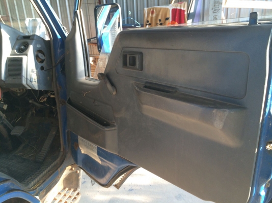 TOYOTA ไดน่า115 พร้อมใช้ กระบะ4.30