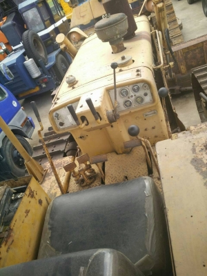 ขายรถแทรกเตอร์ D-5-D ตีนไก่ ใส่แผ่นตีนเป็ดได้ สภาพเก่านอก รถสวยครับ ขายไม่แพง