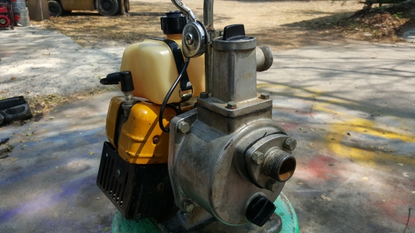 ปั้มน้ำโรบิน 1 x 1 นิ้ว ปั้มน้ำโรบิน 1 x 1 นิ้ว