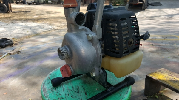 ปั้มน้ำขนาดเล็ก 1 x 1 นี้ว ปั้มน้ำขนาดเล็ก 1 x 1 นี้ว