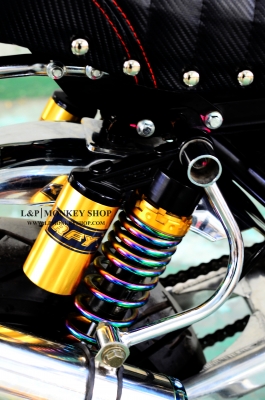 อะไหล่ แต่งรถเพียบ มีโช็คหน้า-หลัง ล้อ เครื่อง ถังน้ำมัน เบาะ และอะไหล่อื่นๆที่แต่งรถทั้งหมด ลดราคา 20-30\%