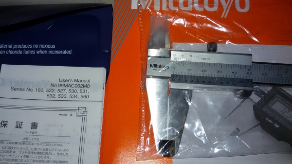 เวอร์เนีย MITUTOYO รุ่น 500-182-30 ขนาด 200 มิล ของแท้ครับปรับราคาเหลือ 3500 ครับ