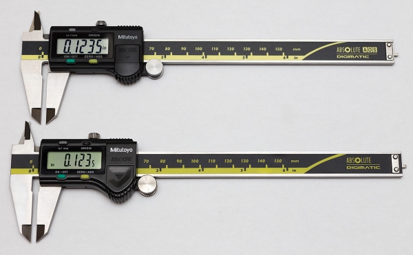 เวอร์เนีย MITUTOYO รุ่น 500-182-30 ขนาด 200 มิล ของแท้ครับปรับราคาเหลือ 3500 ครับ