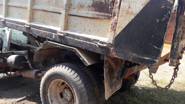 หกล้อ อีซูซุ ร็อค FSR11H165ดั้ม5คิว พ.เวอร์ ยาง900 สภาพดีสวยเดิมๆพร้อมใช้ ทะเบียนพร้อมโอน