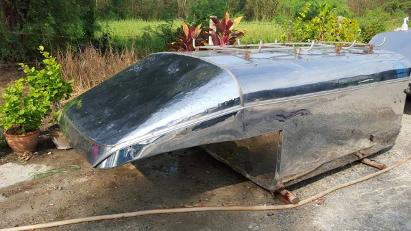 ตู้ทึบเลสหนาๆ สูง1.6ม. มีล็อคฝาปิด มีแร็ค โครงเหล็ก1นิ้ว วีโก้ ดีแม็ก(แค็ป) 0879982518