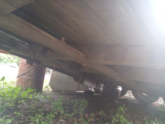 กระบะสิบล้อ  ยกลงจากอีซูสุ 195