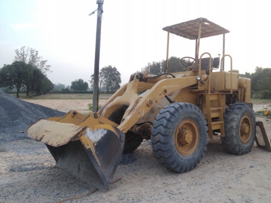 ขายรถตัก KOMATSU JH60 สภาพดี พร้อมใช้งานได้เลย