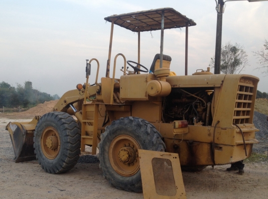 ขายรถตัก KOMATSU JH60 สภาพดี พร้อมใช้งานได้เลย