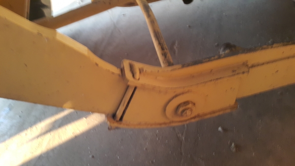 ขายรถแบคโฮ KOMATSU WA320-H ระบบการทำงานสมบูรณ์ เกียร์ใช้งานได้ครบ แอร์เย็น สีเดิมๆจากนอก ราคา.1350000 สนใจรีบจองด่วน ขายรถแบคโฮ KOMATSU WA320-H ระบบการทำงานสมบูรณ์ เกียร์ใช้งานได้ครบ แอร์เย็น สีเดิมๆจากนอก ราคา.1350000 สนใจรีบจองด่วน