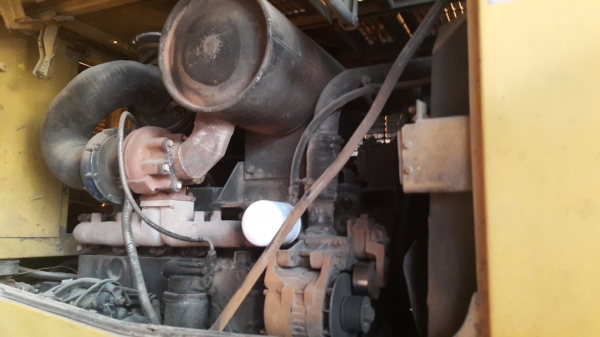 ขายรถแบคโฮ KOMATSU WA320-H ระบบการทำงานสมบูรณ์ เกียร์ใช้งานได้ครบ แอร์เย็น สีเดิมๆจากนอก ราคา.1350000 สนใจรีบจองด่วน ขายรถแบคโฮ KOMATSU WA320-H ระบบการทำงานสมบูรณ์ เกียร์ใช้งานได้ครบ แอร์เย็น สีเดิมๆจากนอก ราคา.1350000 สนใจรีบจองด่วน