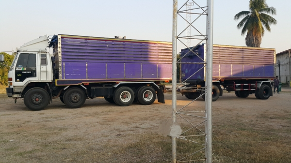 ขายรถพ่วง 20 ล้อ แม่-ลูก กระบะเนียมคอกเกษตรดั้ม อู่.พนัส ISUZU 240 วางเครื่อง.270 เกียร์อีตั้น ช่วงล้าง ZM-10 ราคา.1350000 สนใจรีบจองด่วน