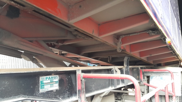 ขายรถพ่วง 20 ล้อ แม่-ลูก กระบะเนียมคอกเกษตรดั้ม อู่.พนัส ISUZU 240 วางเครื่อง.270 เกียร์อีตั้น ช่วงล้าง ZM-10 ราคา.1350000 สนใจรีบจองด่วน