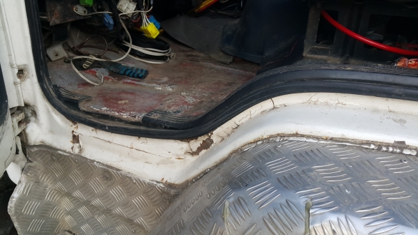 ขายรถพ่วง 20 ล้อ แม่-ลูก กระบะเนียมคอกเกษตรดั้ม อู่.พนัส ISUZU 240 วางเครื่อง.270 เกียร์อีตั้น ช่วงล้าง ZM-10 ราคา.1350000 สนใจรีบจองด่วน