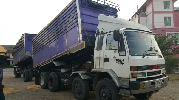 ขายรถพ่วง 20 ล้อ แม่-ลูก กระบะเนียมคอกเกษตรดั้ม อู่.พนัส ISUZU 240 วางเครื่อง.270 เกียร์อีตั้น ช่วงล้าง ZM-10 ราคา.1350000 สนใจรีบจองด่วน