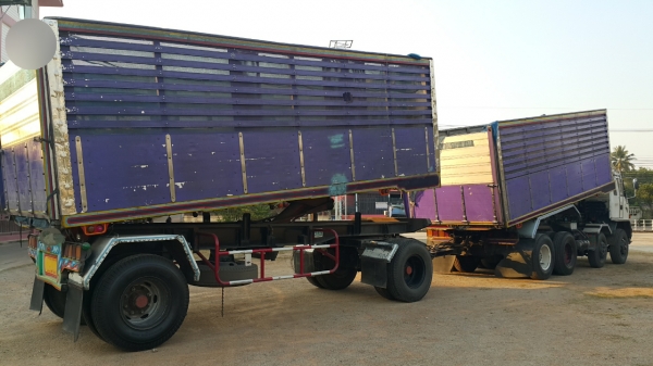 ขายรถพ่วง 20 ล้อ แม่-ลูก กระบะเนียมคอกเกษตรดั้ม อู่.พนัส ISUZU 240 วางเครื่อง.270 เกียร์อีตั้น ช่วงล้าง ZM-10 ราคา.1350000 สนใจรีบจองด่วน