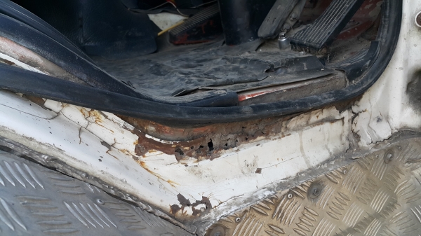 ขายรถพ่วง 20 ล้อ แม่-ลูก กระบะเนียมคอกเกษตรดั้ม อู่.พนัส ISUZU 240 วางเครื่อง.270 เกียร์อีตั้น ช่วงล้าง ZM-10 ราคา.1350000 สนใจรีบจองด่วน