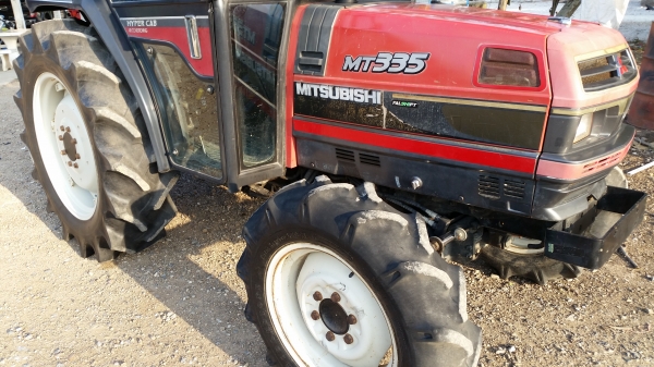 ขาย รถไถติดแอร์  MITSUBISHI  MT335    เก่านอก  ไม่เคยใช้งานในไทย