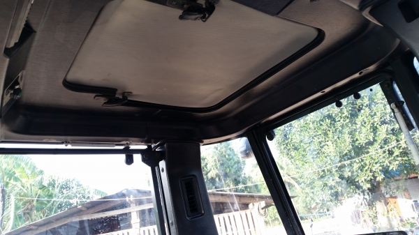 ขาย รถไถติดแอร์  MITSUBISHI  MT335    เก่านอก  ไม่เคยใช้งานในไทย