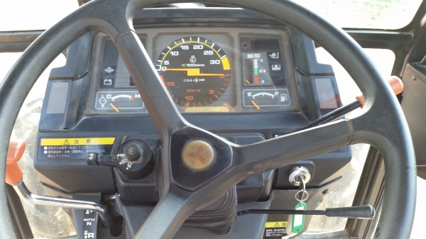 ขาย รถไถติดแอร์  MITSUBISHI  MT335    เก่านอก  ไม่เคยใช้งานในไทย