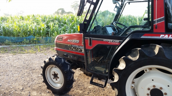 ขาย รถไถติดแอร์  MITSUBISHI  MT335    เก่านอก  ไม่เคยใช้งานในไทย