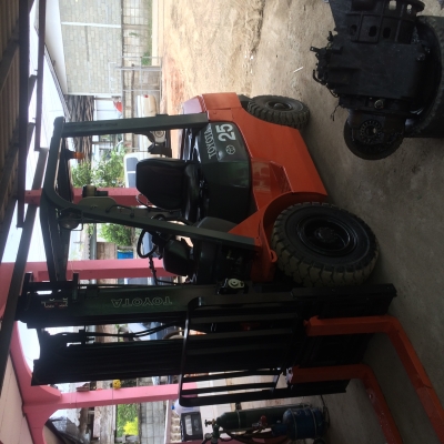 ขายรถฟอร์คลิฟท์ TOYOTA. 7FG25 เกียร์ออโต้ งาสไลด์ เสา 3 เมตร ขายรถฟอร์คลิฟท์ TOYOTA. 7FG25 เกียร์ออโต้ งาสไลด์ เสา 3 เมตร