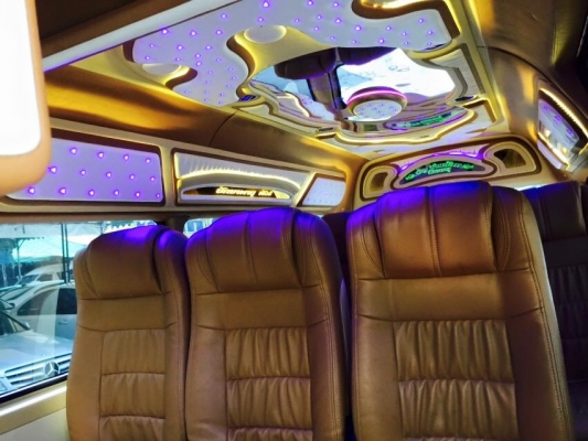 โทร 0922726669 ตันหยงเบสรถตู้มือสองฝั่งธน รถตู้ ปี 14 ดีเซลล์เครื่อง 3000 cc