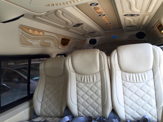 โทร 0922726669 ตันหยงรถตู้เบสฝั่งธน ขาย ตู้ เบนซินcng เกียร์ออโต้ แต่งวีไอพี แอร์ ไมโครบัส ราคา829,000 บาท