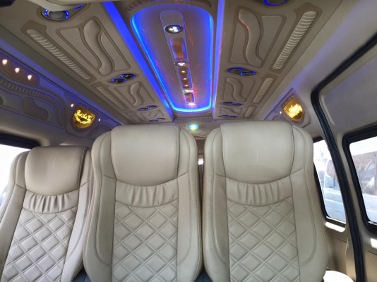 โทร 0922726669 ตันหยงรถตู้เบสฝั่งธน ขาย ตู้ เบนซินcng เกียร์ออโต้ แต่งวีไอพี แอร์ ไมโครบัส ราคา829,000 บาท