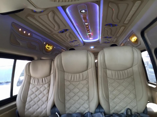 โทร 0922726669 ตันหยงรถตู้เบสฝั่งธน ขาย ตู้ เบนซินcng เกียร์ออโต้ แต่งวีไอพี แอร์ ไมโครบัส ราคา829,000 บาท