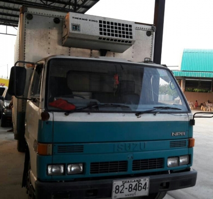 หกล้อ อีซูซุ NPR115 บรรทุกตู้เย็น ยาว5ม สภาพดีสวยเดิมๆพร้อมวิ่งงาน ราคา 325,000บ ครับ
