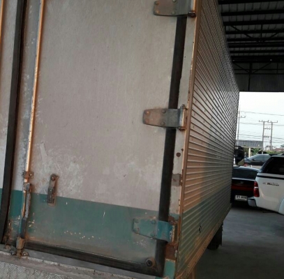 หกล้อ อีซูซุ NPR115 บรรทุกตู้เย็น ยาว5ม สภาพดีสวยเดิมๆพร้อมวิ่งงาน ราคา 325,000บ ครับ