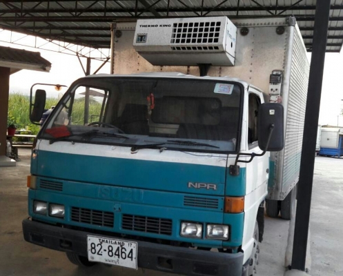 หกล้อ อีซูซุ NPR115 บรรทุกตู้เย็น ยาว5ม สภาพดีสวยเดิมๆพร้อมวิ่งงาน ราคา 325,000บ ครับ