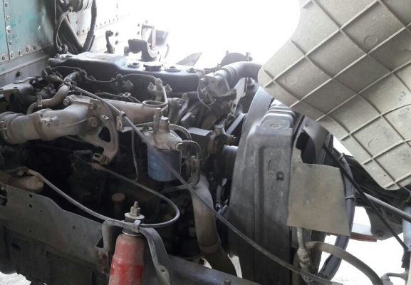 หกล้อ อีซูซุ NPR115 บรรทุกตู้เย็น ยาว5ม สภาพดีสวยเดิมๆพร้อมวิ่งงาน ราคา 325,000บ ครับ