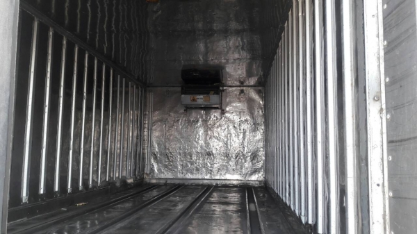 หกล้อ อีซูซุ NPR115 บรรทุกตู้เย็น ยาว5ม สภาพดีสวยเดิมๆพร้อมวิ่งงาน ราคา 325,000บ ครับ