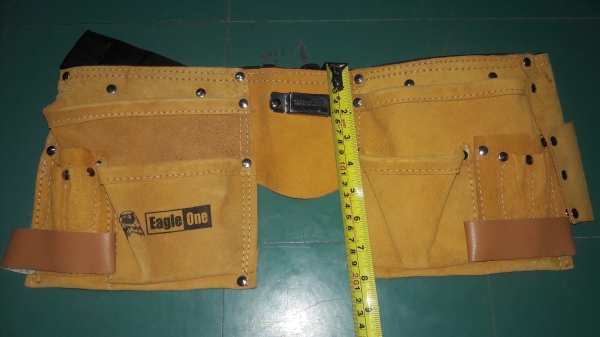 ขายกระเป๋าหนังเครื่องมือช่างKing Eagle Made in Taiwan. ขายกระเป๋าหนังเครื่องมือช่างKing Eagle Made in Taiwan.