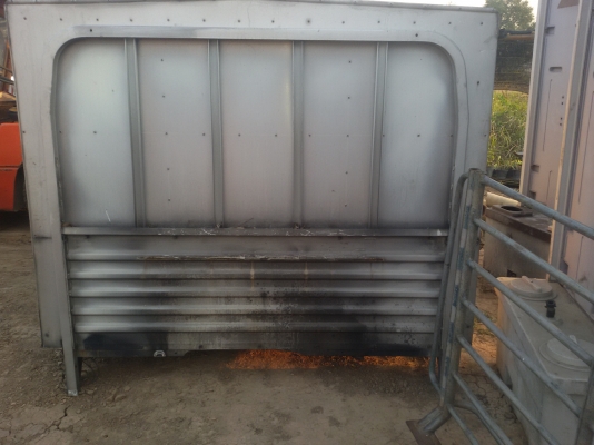 ขายตู้รถบรรทุกสแตนเลสกว้าง1.8เมตร ยาว3.2เมตรสูง1.57เมตร