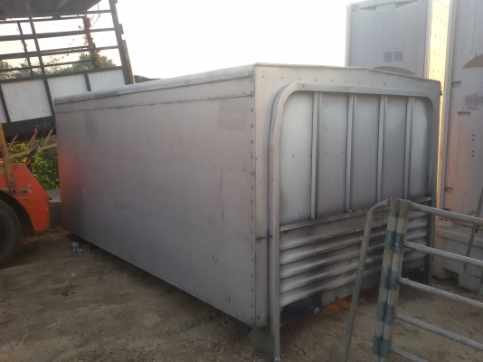 ขายตู้รถบรรทุกสแตนเลสกว้าง1.8เมตร ยาว3.2เมตรสูง1.57เมตร