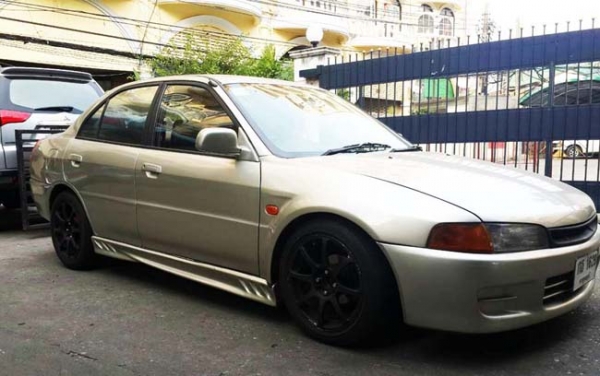 Mitbishi lancer ท้ายเบนซ์ ปี 99 ใช้น้ำมันอย่างเดียว Mitbishi lancer ท้ายเบนซ์ ปี 99 ใช้น้ำมันอย่างเดียว