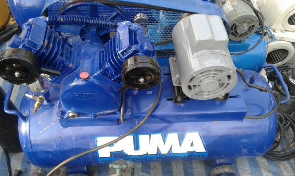 ปั้มลมพูมา 2 หัวมอเตอร์ 1 แรง