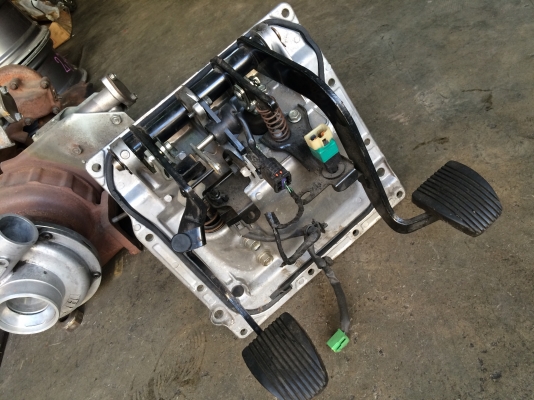 ขายชุดเบรคและคลัช hino mega