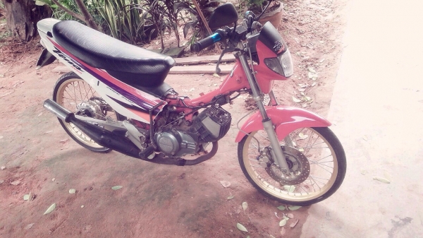 ขายรถจักรยานยนต์ HONDA TENA เครื่องดี คู่มือมีเอกสารครบ  ยาง 225 ใหม่