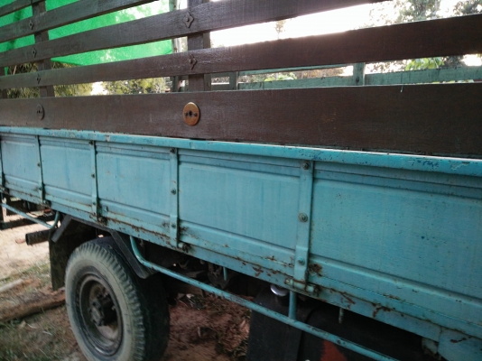 ขาย4ล้อกลาง isuzu 74 แรงทะเบียน59