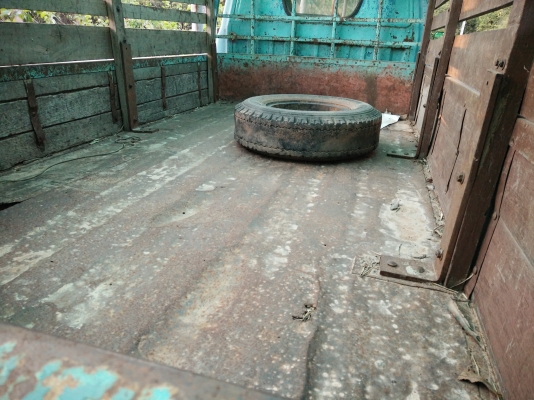 ขาย4ล้อกลาง isuzu 74 แรงทะเบียน59