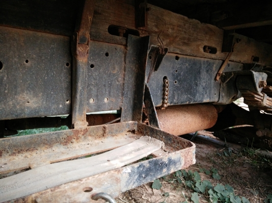 ขาย4ล้อกลาง isuzu 74 แรงทะเบียน59