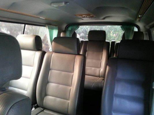 รถตู้ TOYOTA HIACE ปี02 โฉมหัวจรวด รถตู้ TOYOTA HIACE ปี02 โฉมหัวจรวด