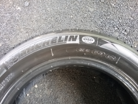 ยางMICHELIN รุ่น ENERGY xm2 .175 65R15 ปี2014 สภาพสวยมากๆไร้ที่ติ