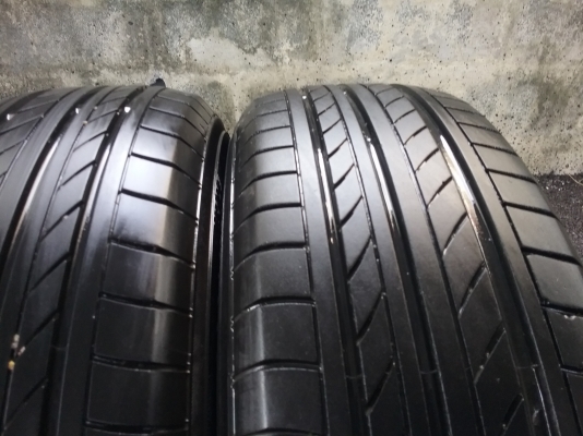 ยางYOKOHAMA 175 65R15 ปี2014 สภาพสวยมากๆดอกเยอะมากๆไม่มีปะ