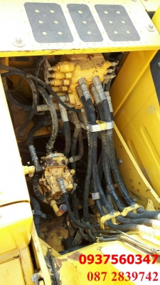 ขายรถแบคโฮ Komatsu pc 130-8